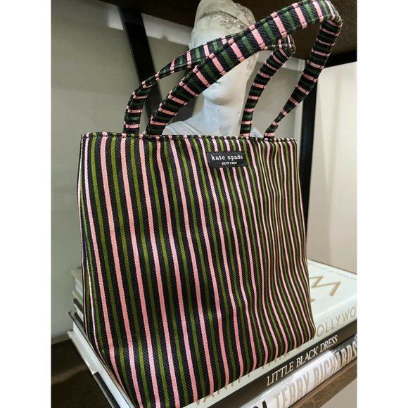 (Sold) VINTAGE Kate Spade Striped Mini Bucket Bag - Picture 4 of 9